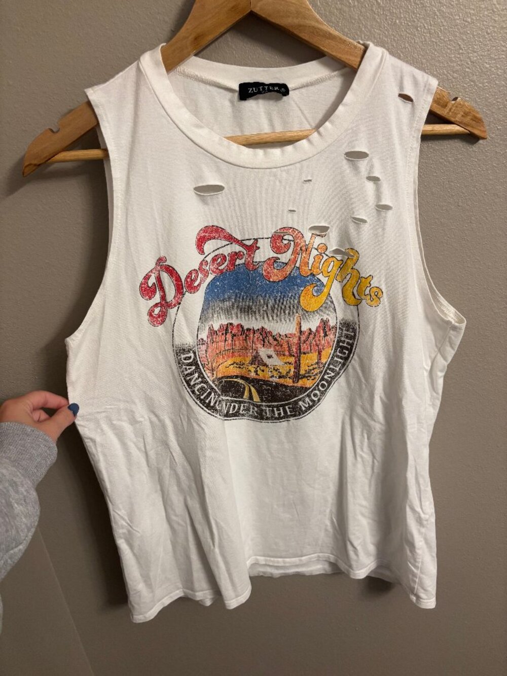 Zutter Desert Nights distressed graphic muscle tee